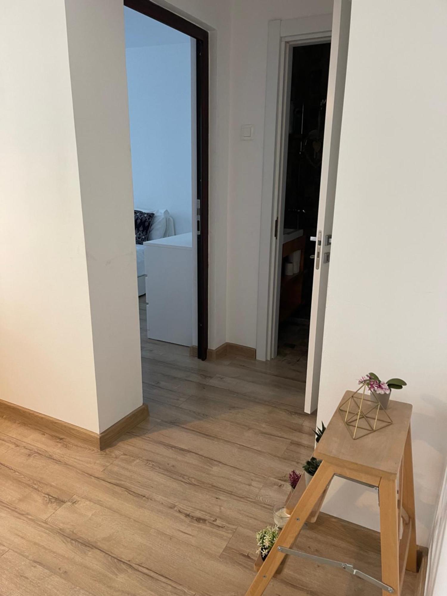 Appartement Cellini à Bucarest Extérieur photo